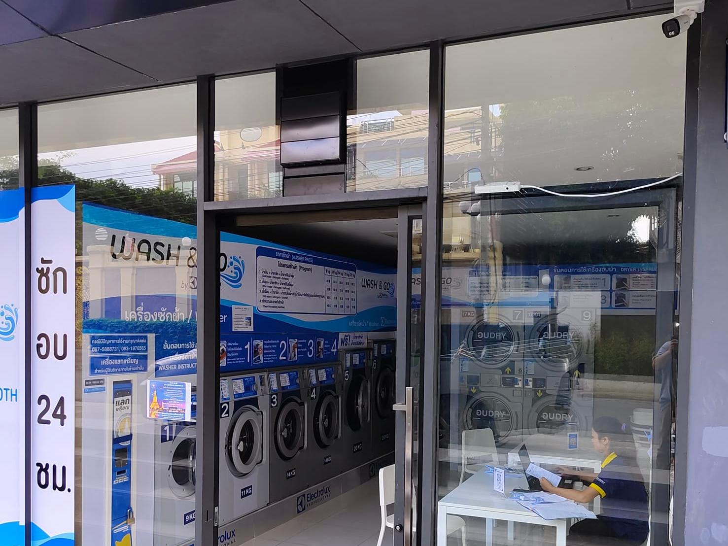 ติดตั้งกระจกอลูมิเนียม กรุงเทพ